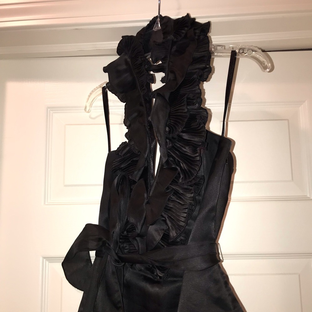 Black halter top - Picture 3 of 7